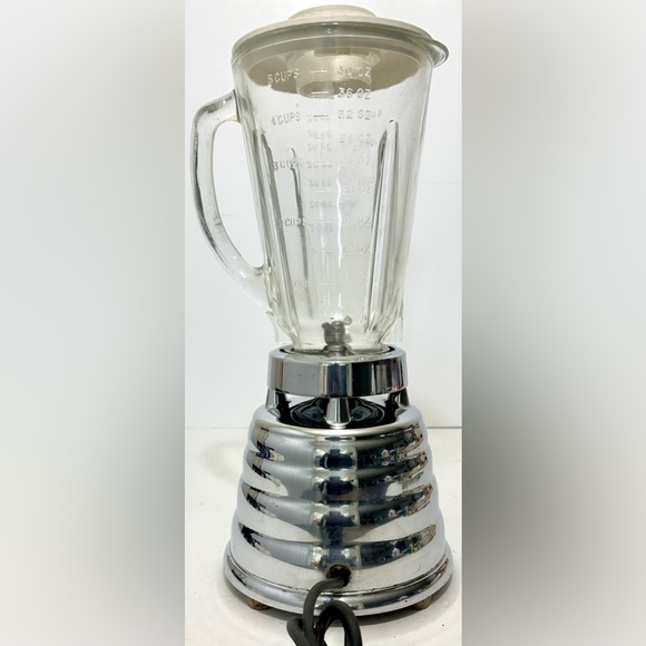 Vintage 1950's Oster Osterizer Model 403 Beehive Chrome 4 Cup 2 Speed Blender - Picture 6 of 12